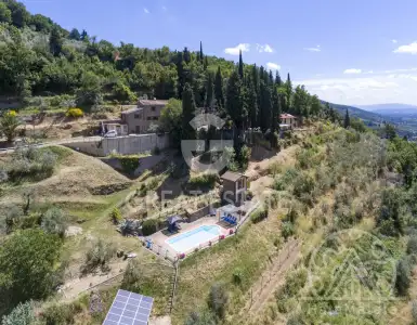Buy in Italy for 1500000€