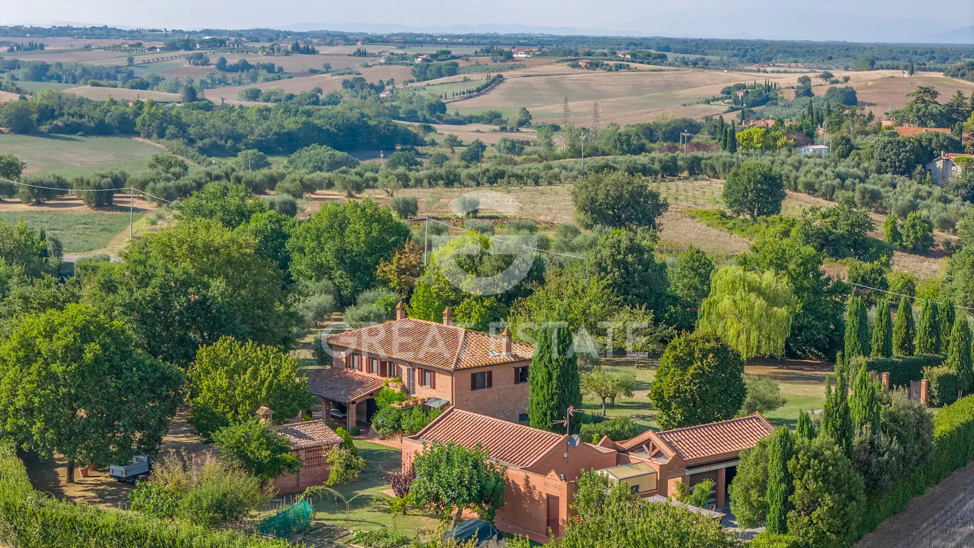 House 544m² in Italy, Perugia. Priced at 1100000€ rent photo-6