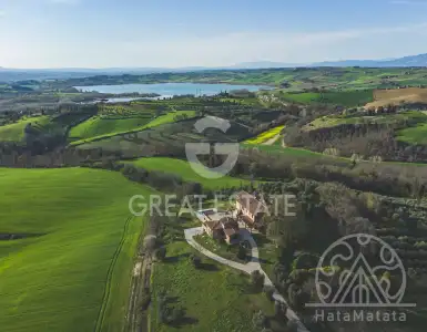 Buy in Italy for 3000000€