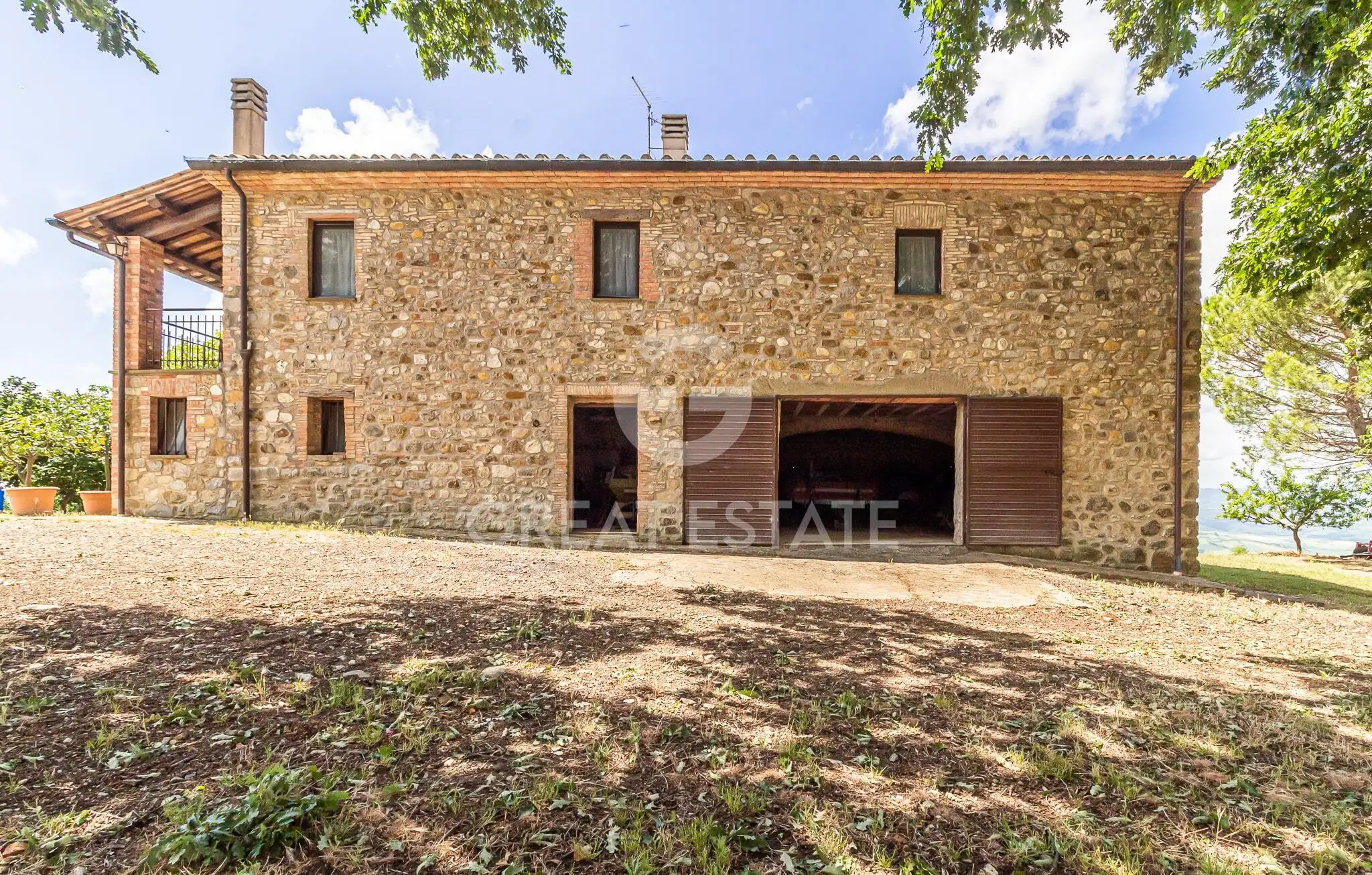 House 380m² in Italy, Viterbo. Priced at 540000€ rent photo-2