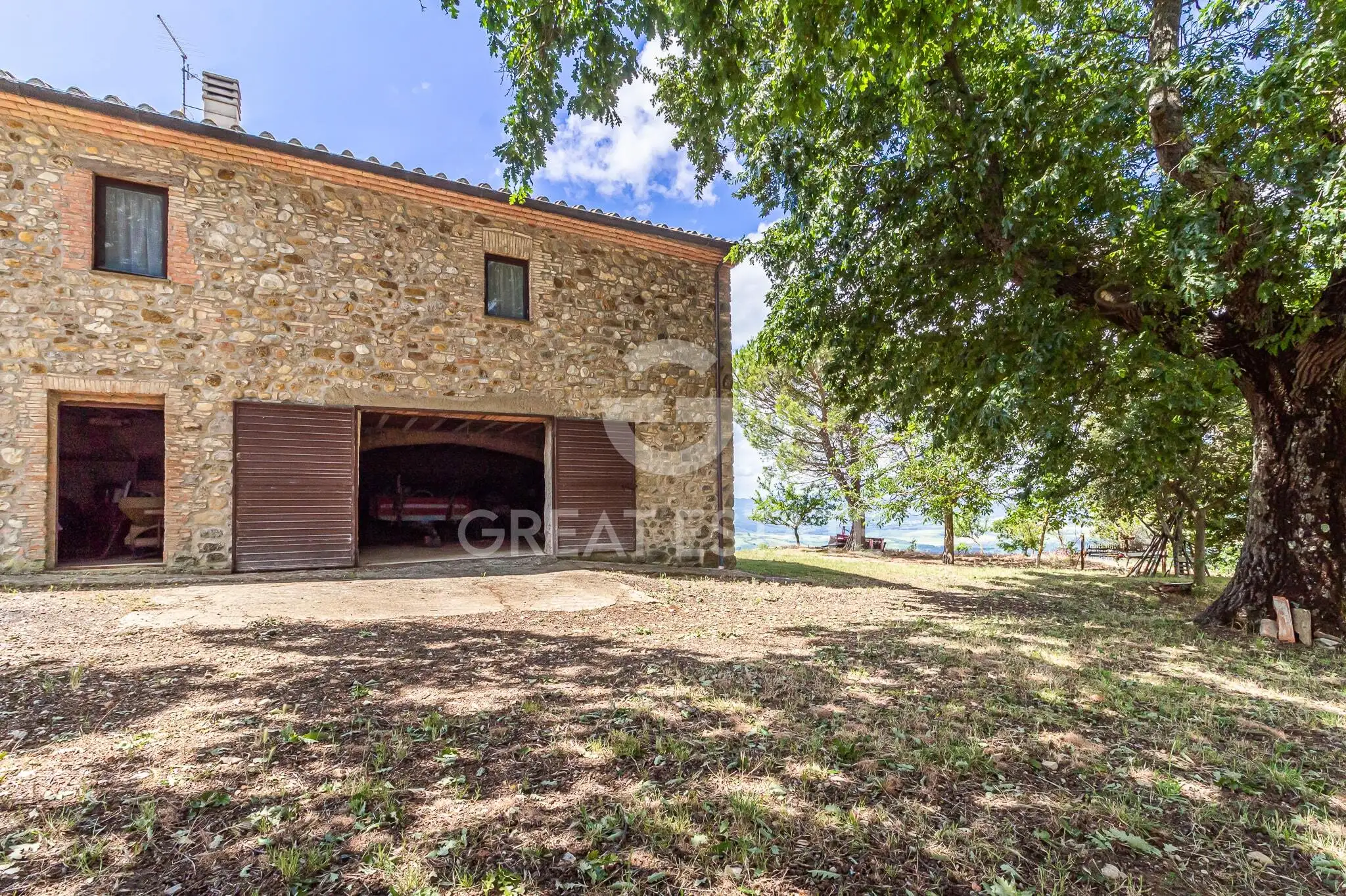 House 380m² in Italy, Viterbo. Priced at 540000€ rent photo-4