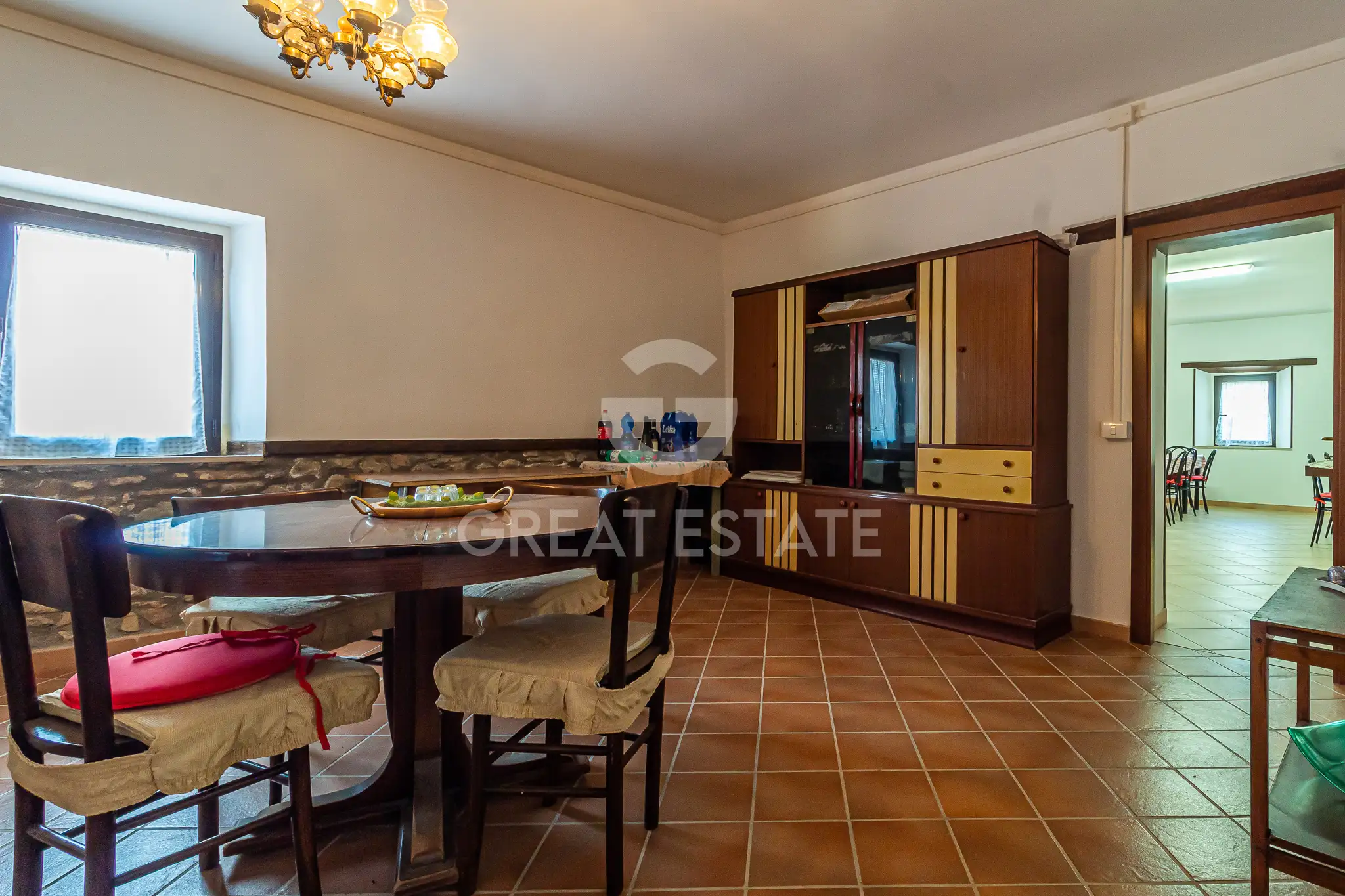 House 380m² in Italy, Viterbo. Priced at 540000€ rent photo-14