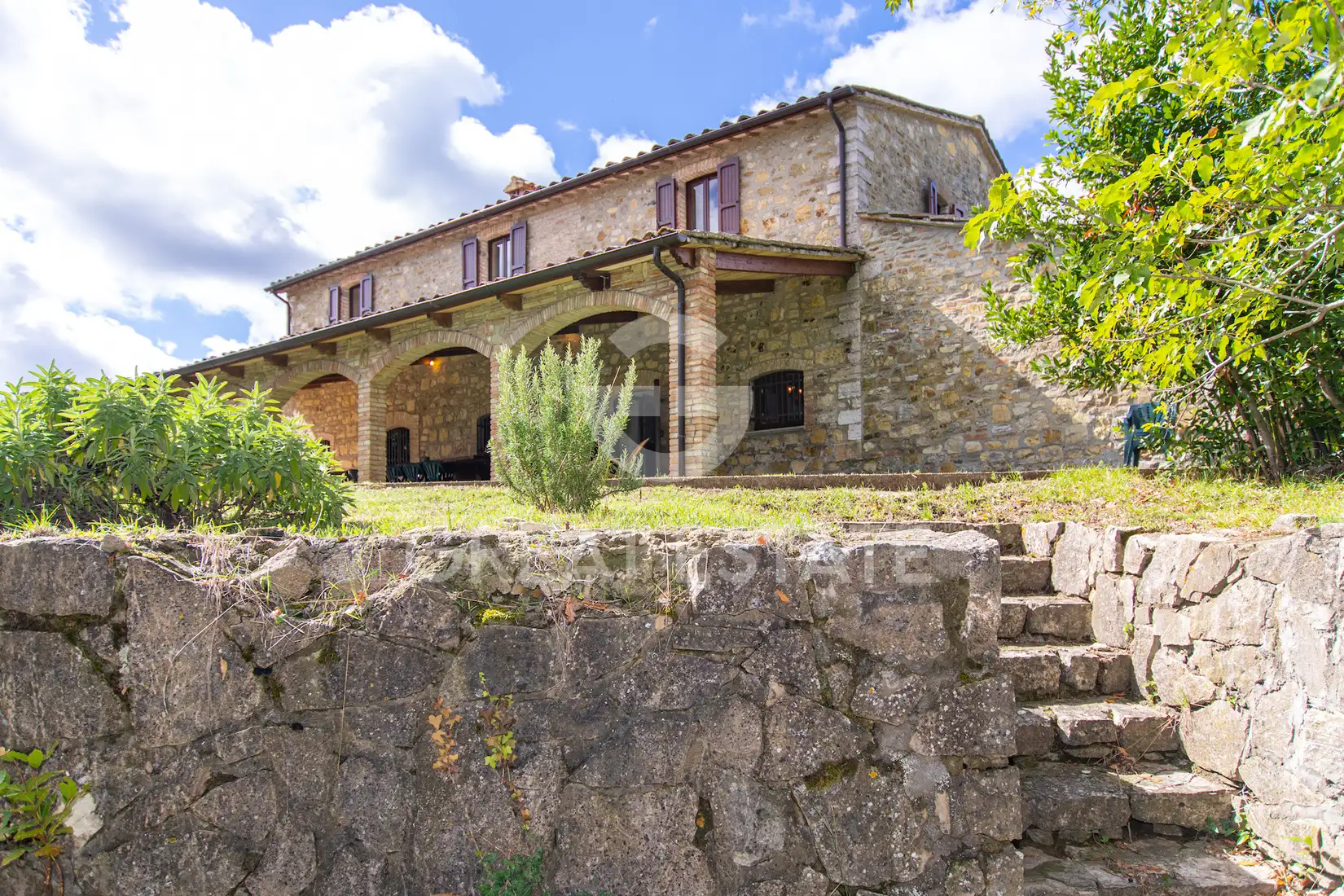House 569m² in Italy, Terney. Priced at 530000€ rent photo-4