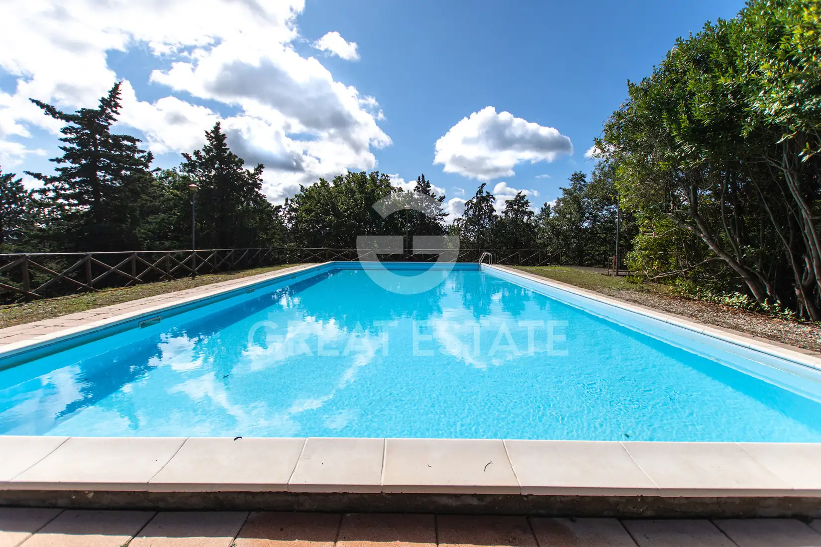 House 569m² in Italy, Terney. Priced at 530000€ rent photo-8