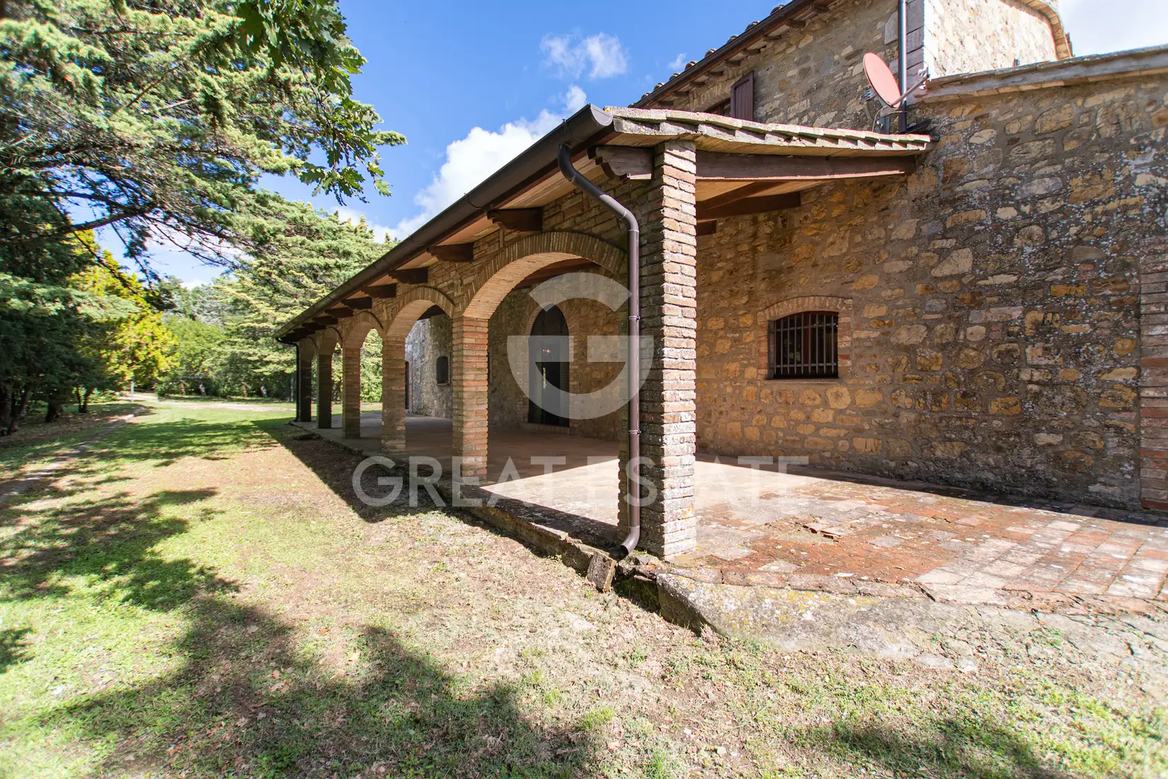 House 569m² in Italy, Terney. Priced at 530000€ rent photo-11