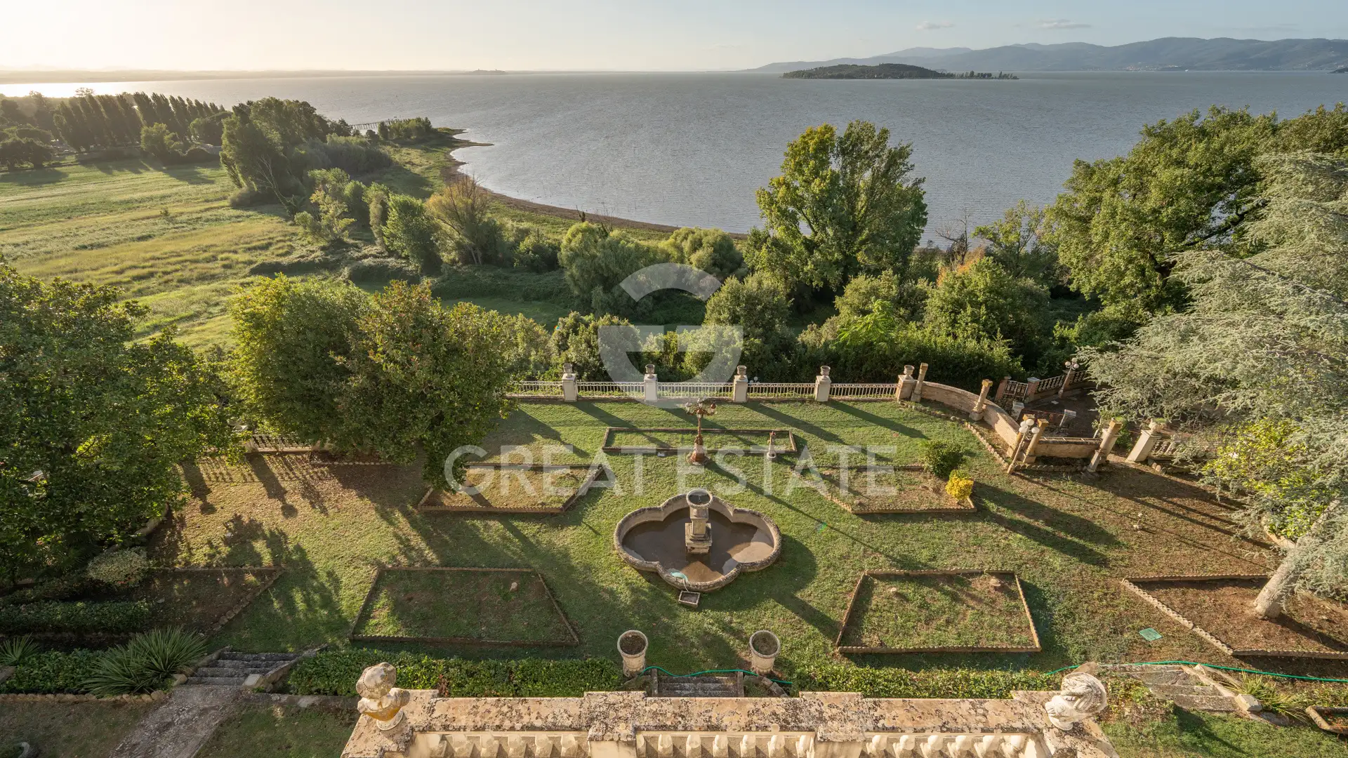 Villa 1097m² in Italy, Perugia. Priced at 2300000€ rent photo-2