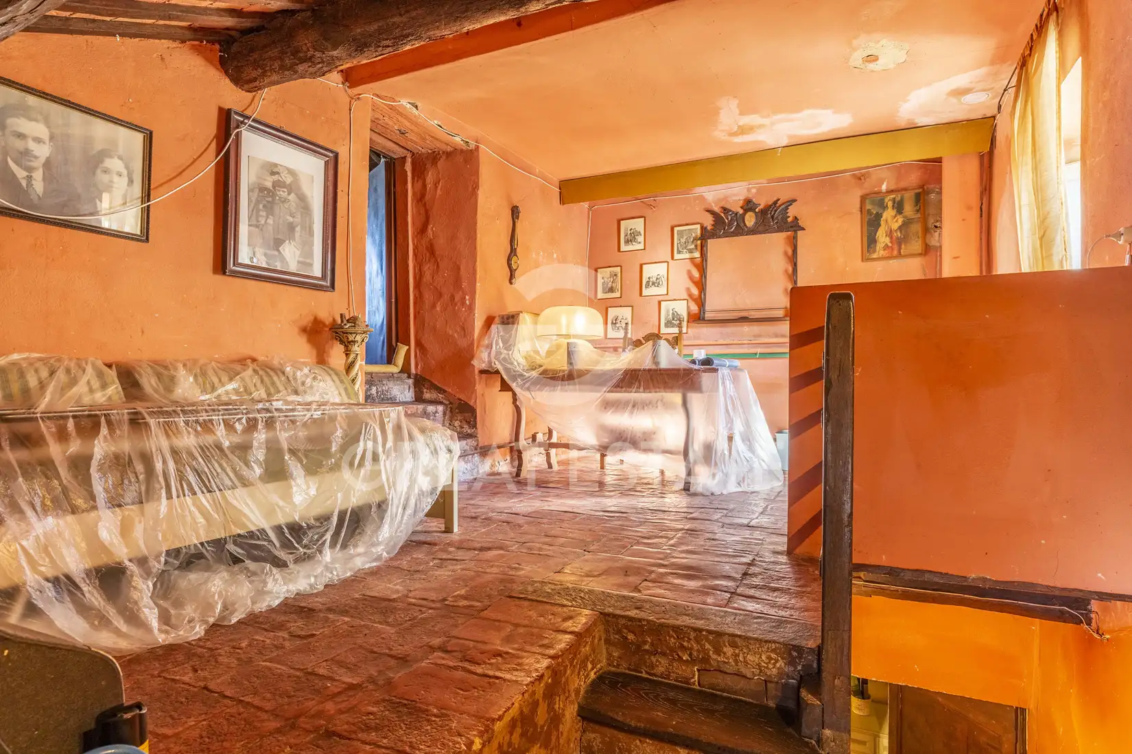 Flat 298m² in Italy, Arezzo. Priced at 520000€ rent photo-4