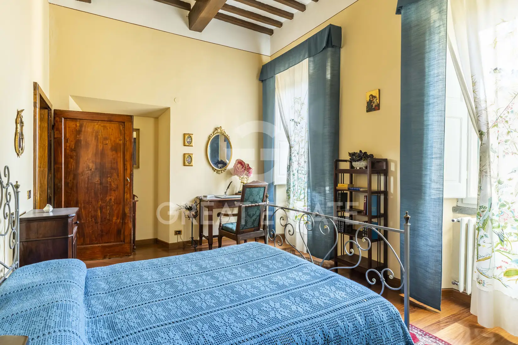 Flat 298m² in Italy, Arezzo. Priced at 520000€ rent photo-10