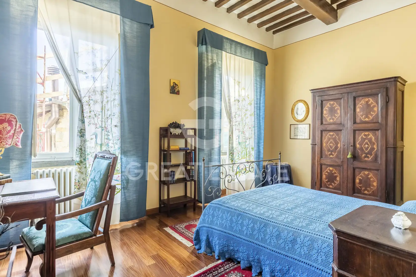 Flat 298m² in Italy, Arezzo. Priced at 520000€ rent photo-11
