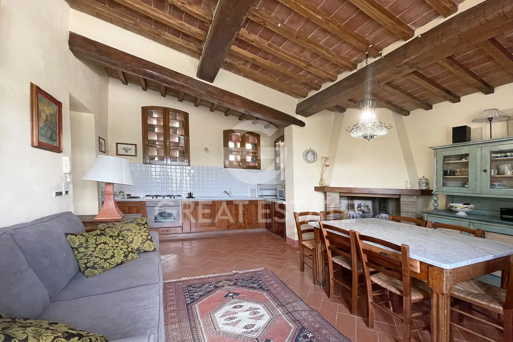 House 345m² in Italy, Arezzo. Priced at 1400000€ rent photo-15