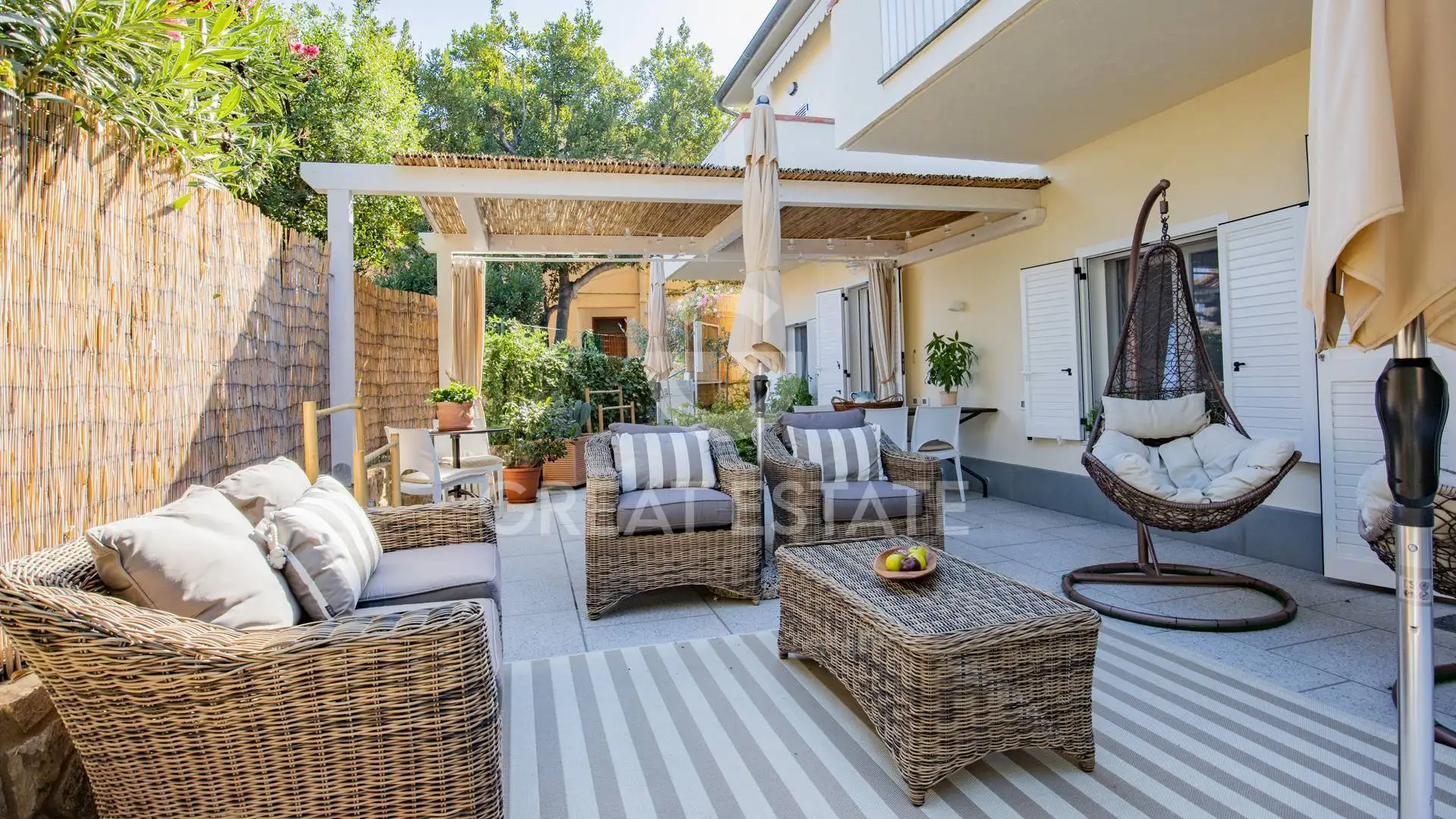 Flat 194m² in Italy, Grosseto. Priced at 720000€ rent photo-3