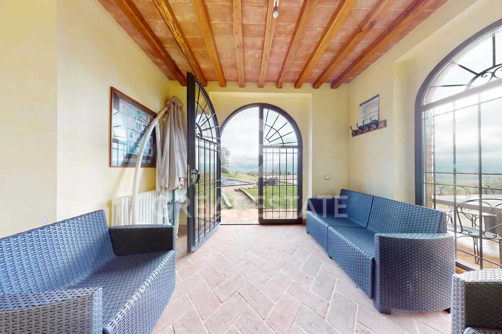 House 722m² in Italy, Perugia. Priced at 850000€ rent photo-9
