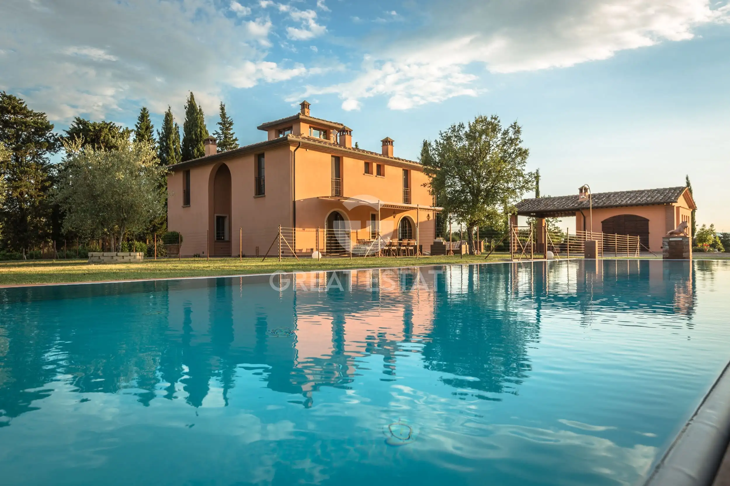Villa 444m² in Italy, Pisa. Priced at 2200000€ rent photo-6