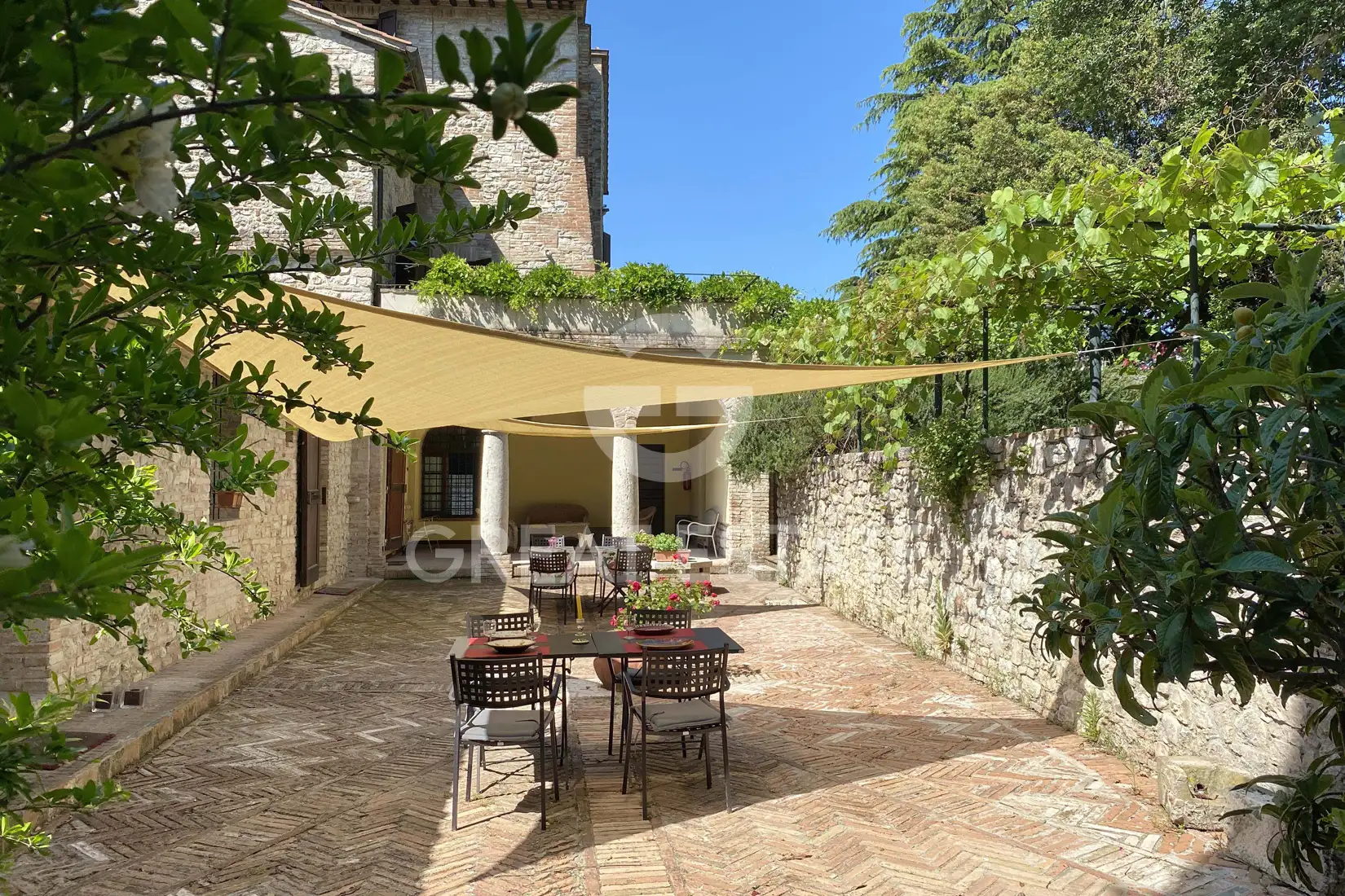 House 1324m² in Italy, Perugia. Priced at 1380000€ rent photo-3