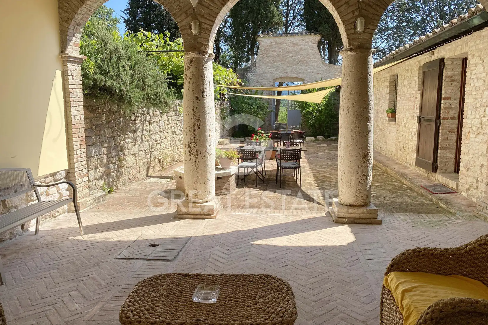 House 1324m² in Italy, Perugia. Priced at 1380000€ rent photo-5
