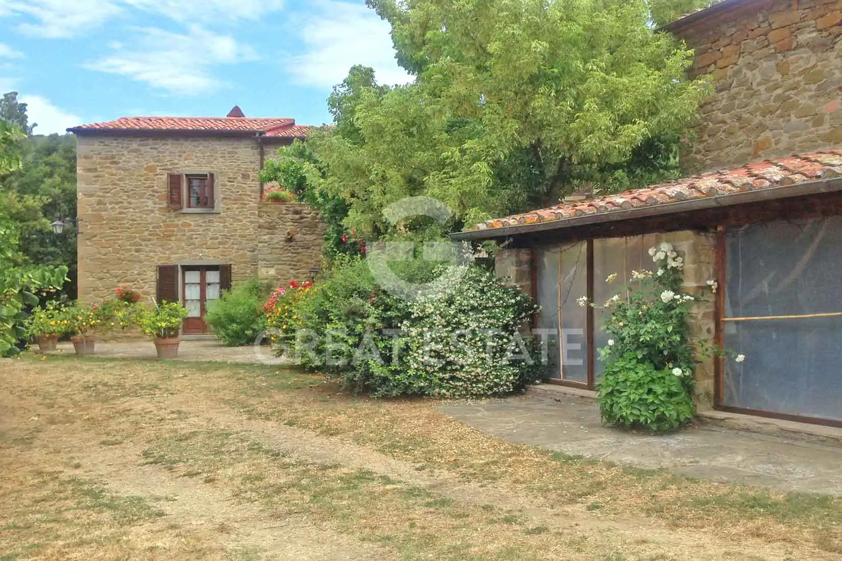 House 265m² in Italy, Arezzo. Priced at 730000€ rent photo-5