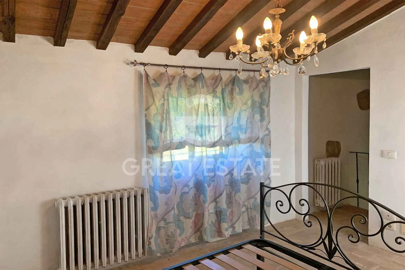 House 265m² in Italy, Arezzo. Priced at 730000€ rent photo-12