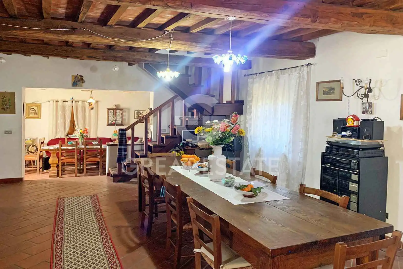 House 265m² in Italy, Arezzo. Priced at 730000€ rent photo-13