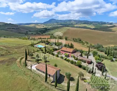 Buy in Italy for 1750000€