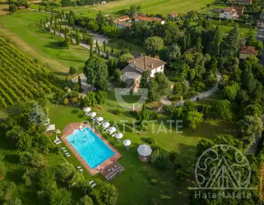 Buy in Italy for 3500000€
