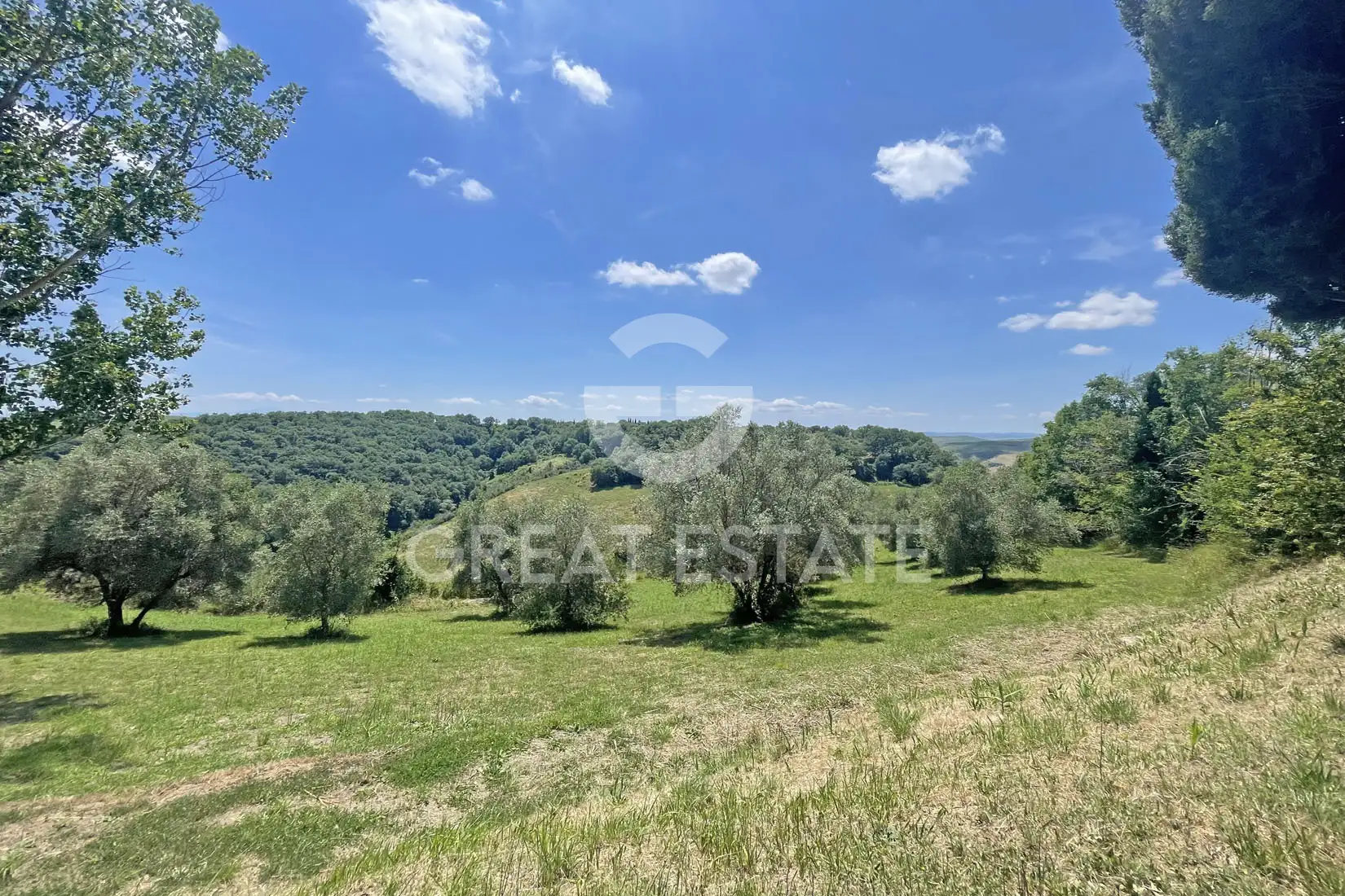 House 599m² in Italy, Siena. Priced at 1190000€ rent photo-15
