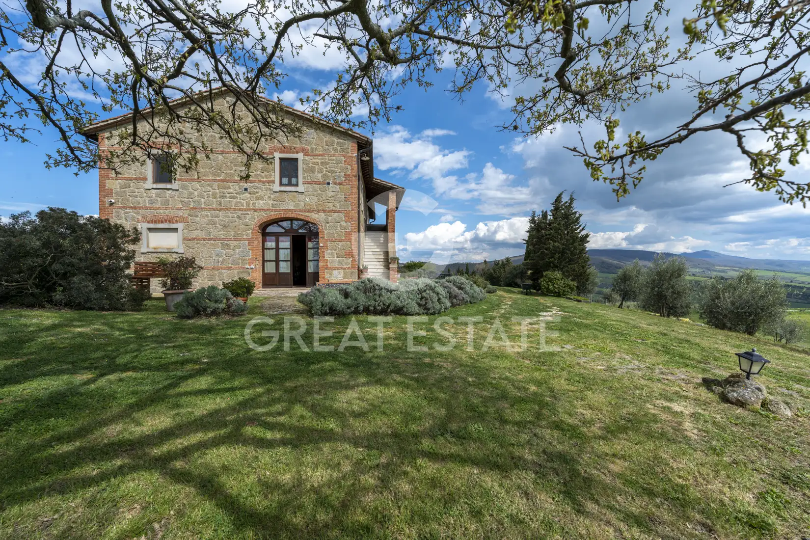 House 578m² in Italy, Siena. Priced at 2400000€ rent photo-14