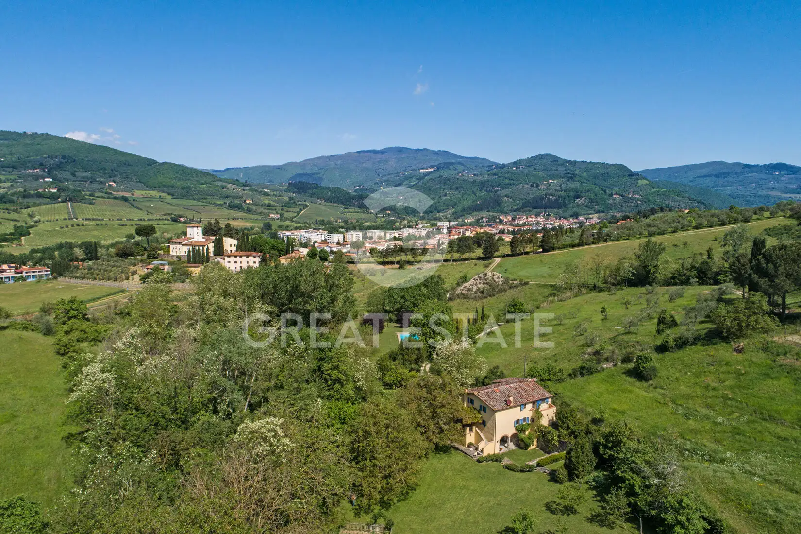 House 335m² in Italy, Florence. Priced at 1200000€ rent photo-5