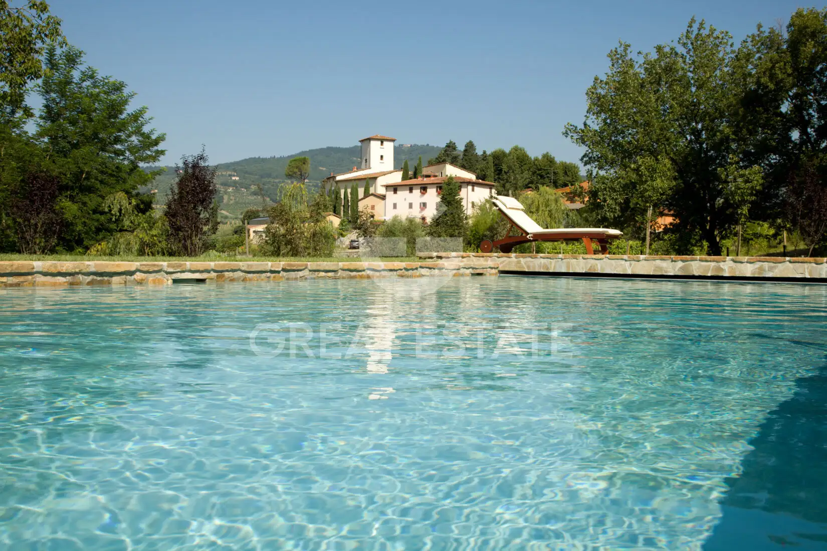 House 335m² in Italy, Florence. Priced at 1200000€ rent photo-7