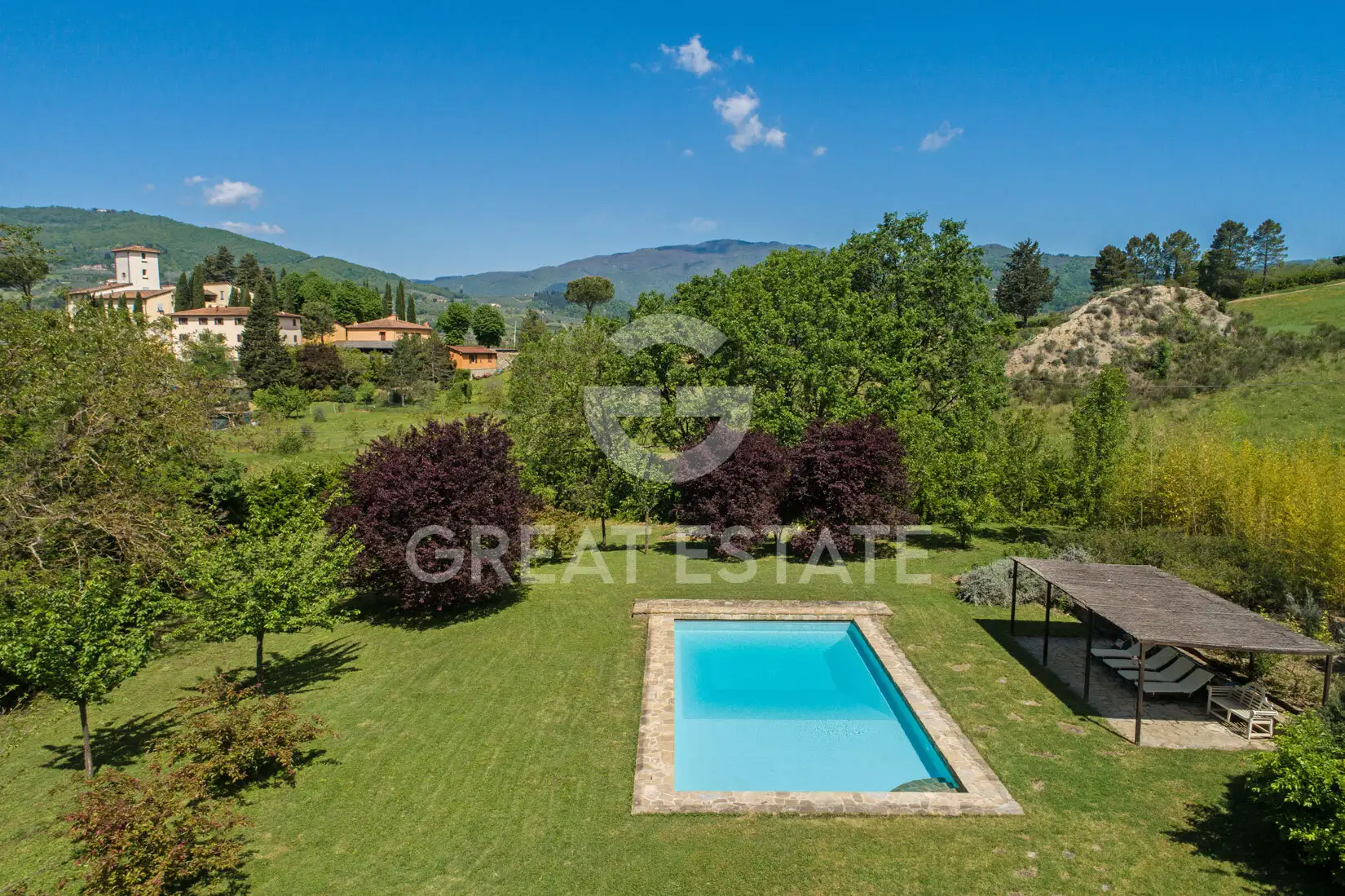 House 335m² in Italy, Florence. Priced at 1200000€ rent photo-10