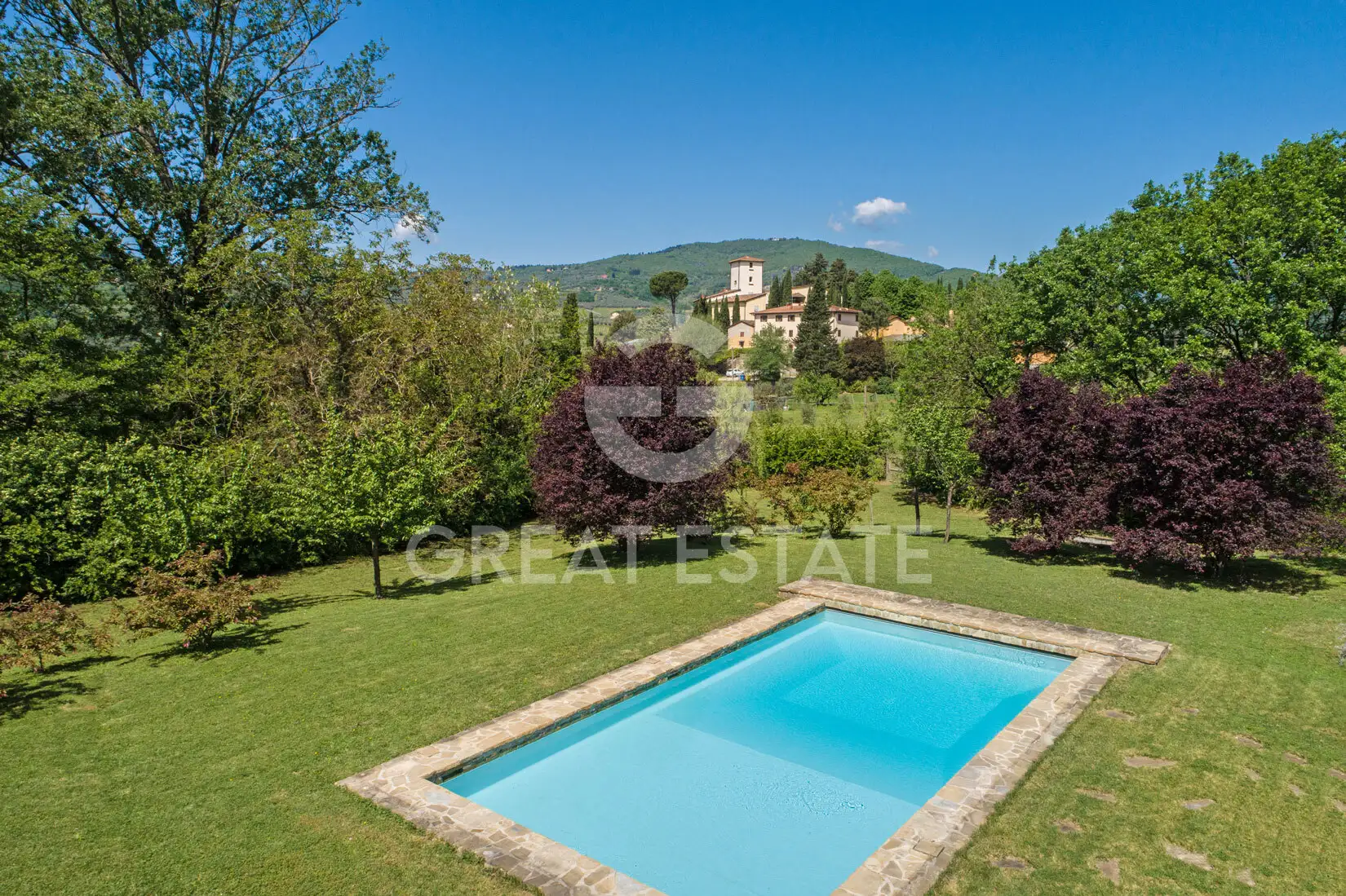 House 335m² in Italy, Florence. Priced at 1200000€ rent photo-12