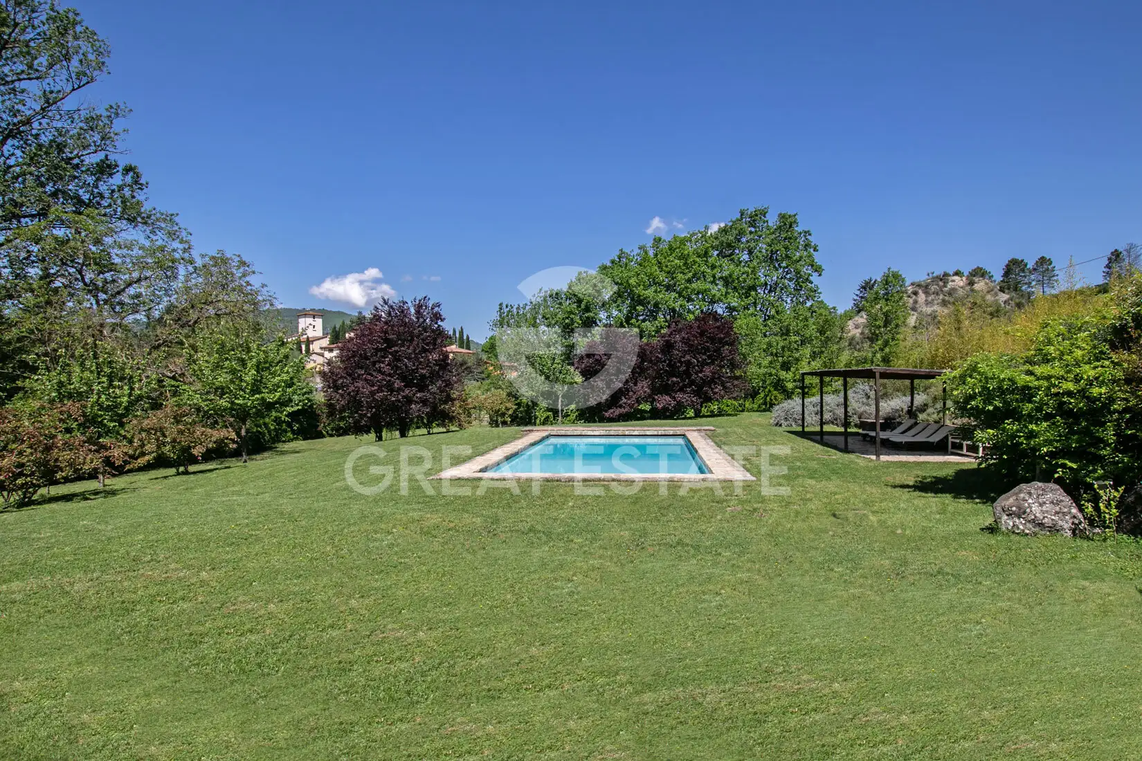 House 335m² in Italy, Florence. Priced at 1200000€ rent photo-15