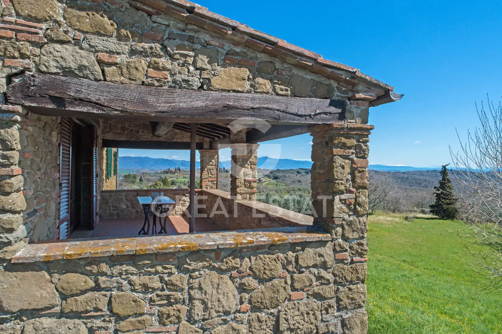 House 263m² in Italy, Arezzo. Priced at 890000€ rent photo-10
