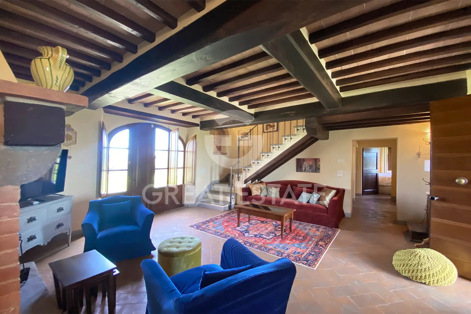 House 505m² in Italy, Arezzo. Priced at 1200000€ rent photo-14