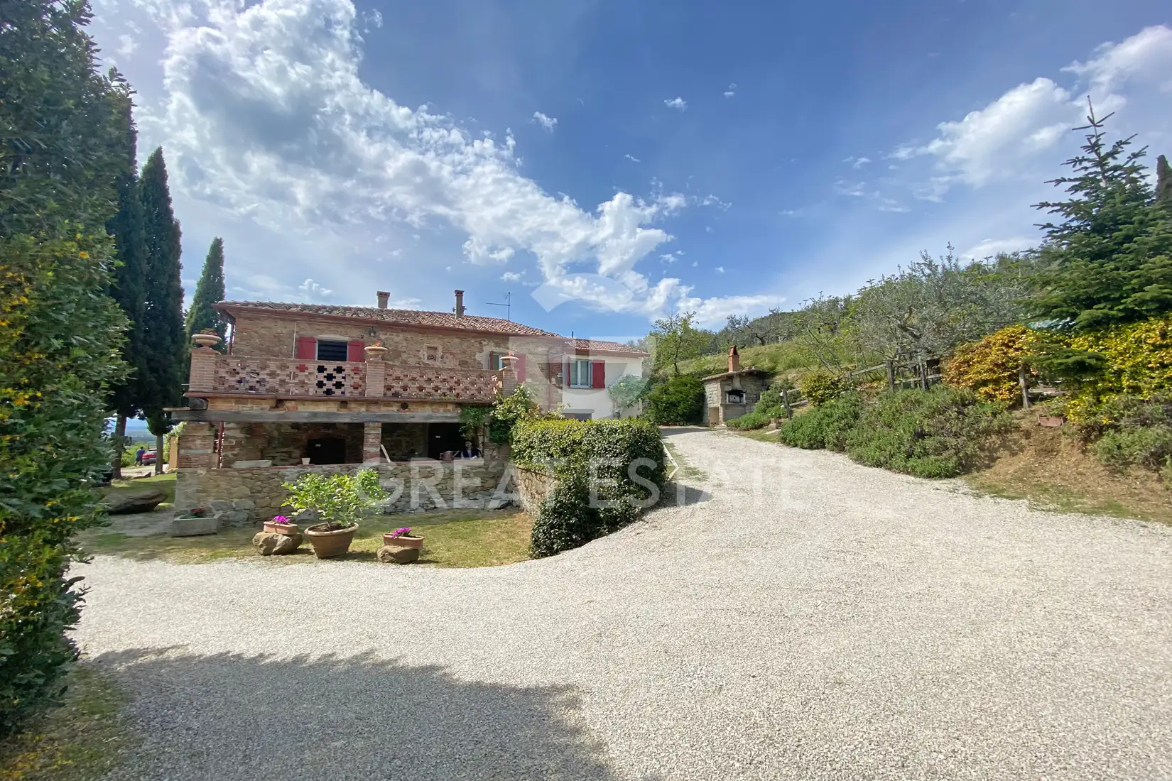 House 264m² in Italy, Arezzo. Priced at 750000€ rent photo-7