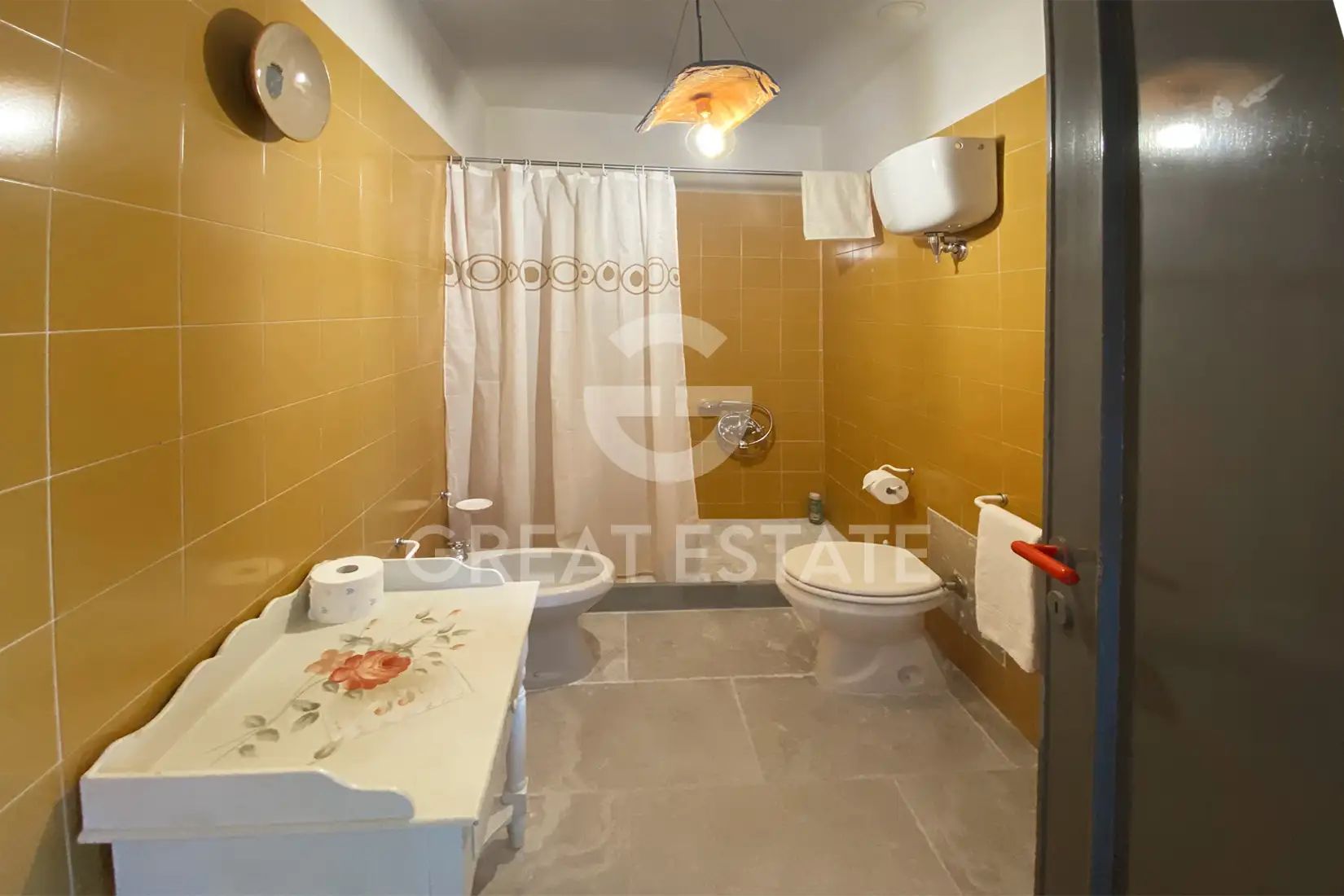 House 264m² in Italy, Arezzo. Priced at 750000€ rent photo-11