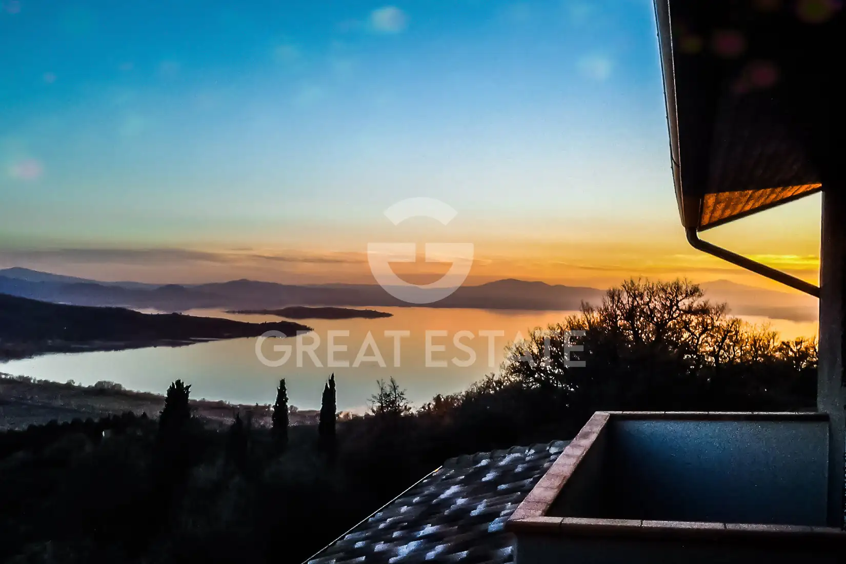 House 561m² in Italy, Perugia. Priced at 750000€ rent photo-15