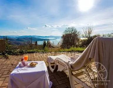Buy in Italy for 750000€