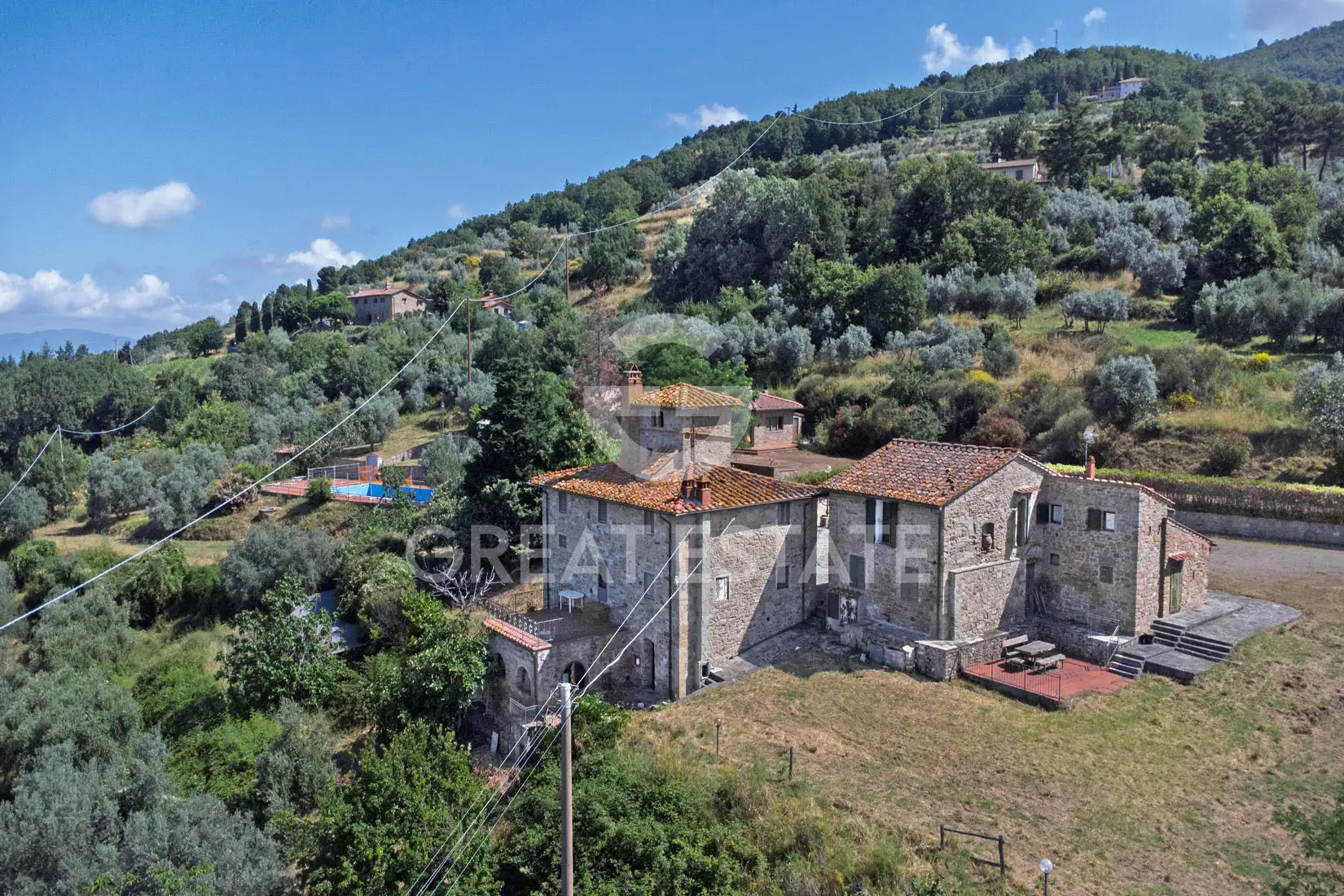 House 1218m² in Italy, Florence. Priced at 1100000€ rent photo-6