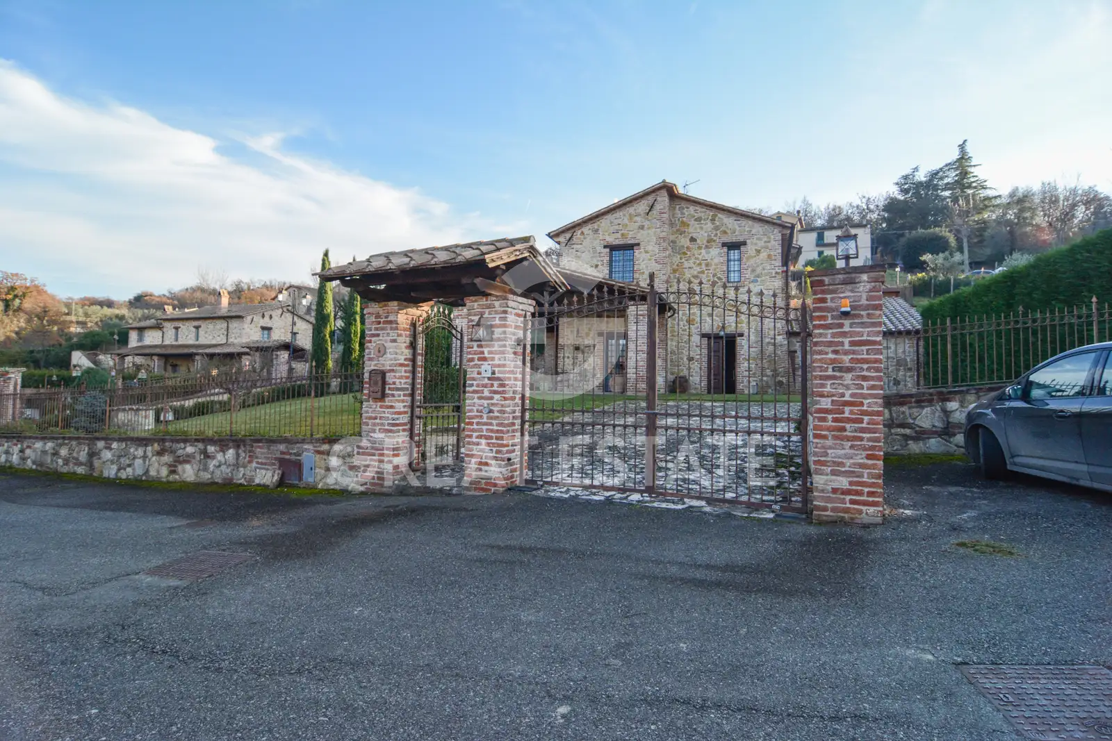 House 293m² in Italy, Terney. Priced at 580000€ rent photo-8
