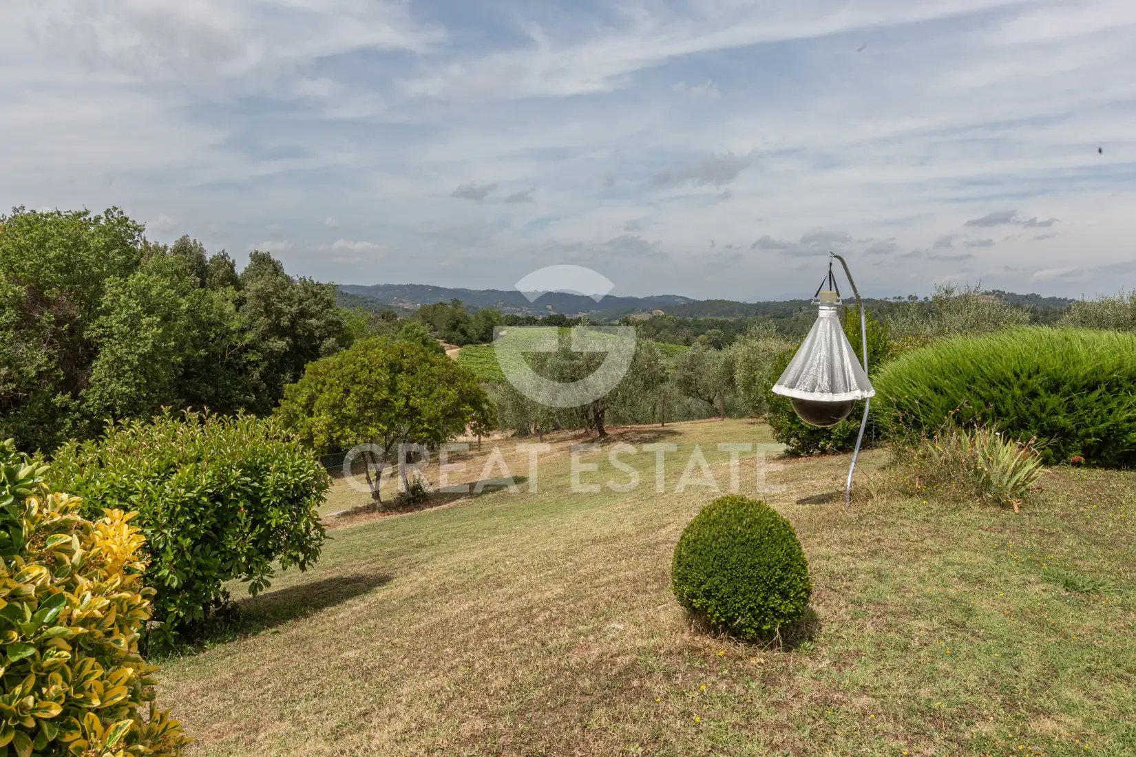House 2283m² in Italy, Florence. Priced at 4700000€ rent photo-13