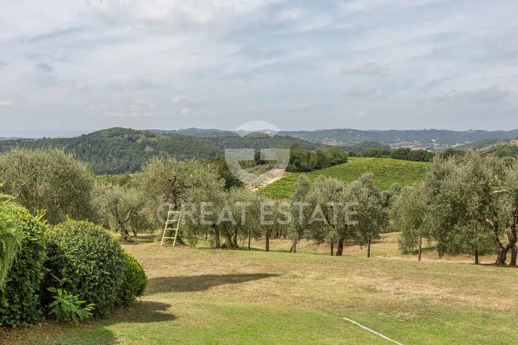 House 2283m² in Italy, Florence. Priced at 4700000€ rent photo-15