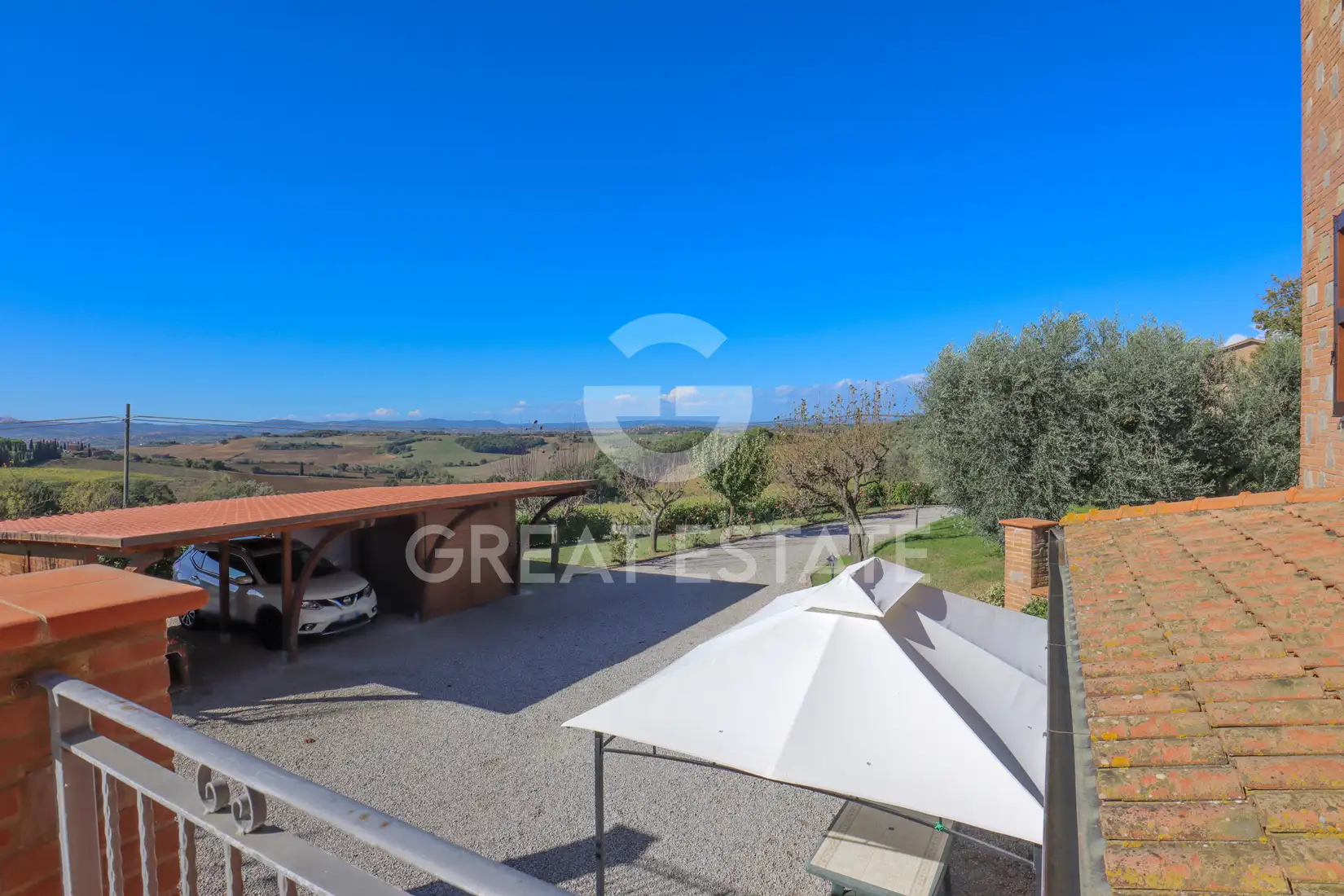 House 569m² in Italy, Perugia. Priced at 890000€ rent photo-15