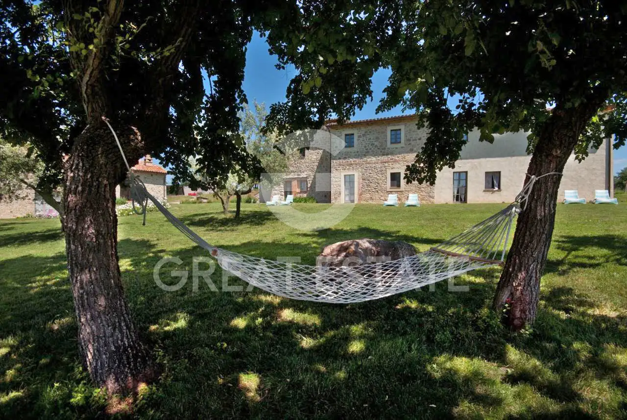 House 1087m² in Italy, Terney. Priced at 1875000€ rent photo-8
