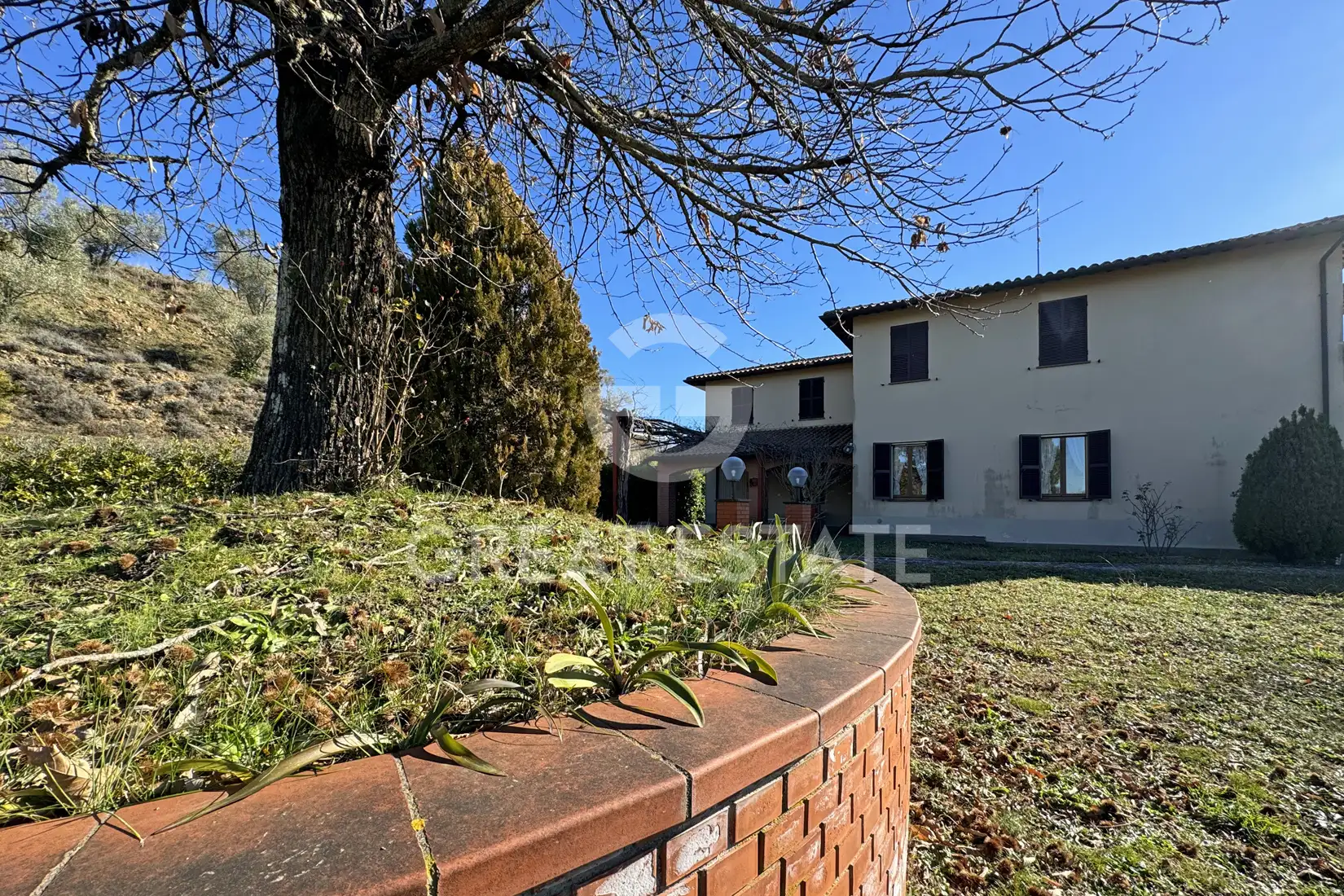 House 415m² in Italy, Perugia. Priced at 500000€ rent photo-7