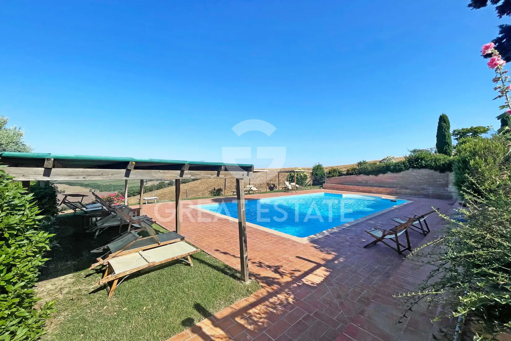 House 458m² in Italy, Siena. Priced at 3200000€ rent photo-2