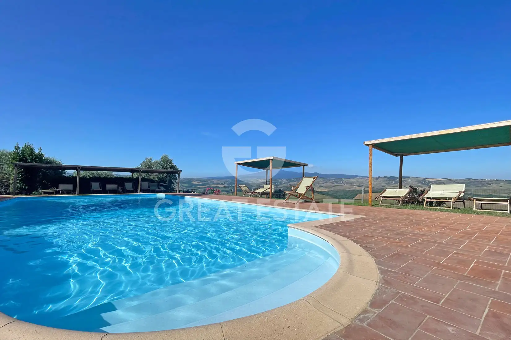 House 458m² in Italy, Siena. Priced at 3200000€ rent photo-10