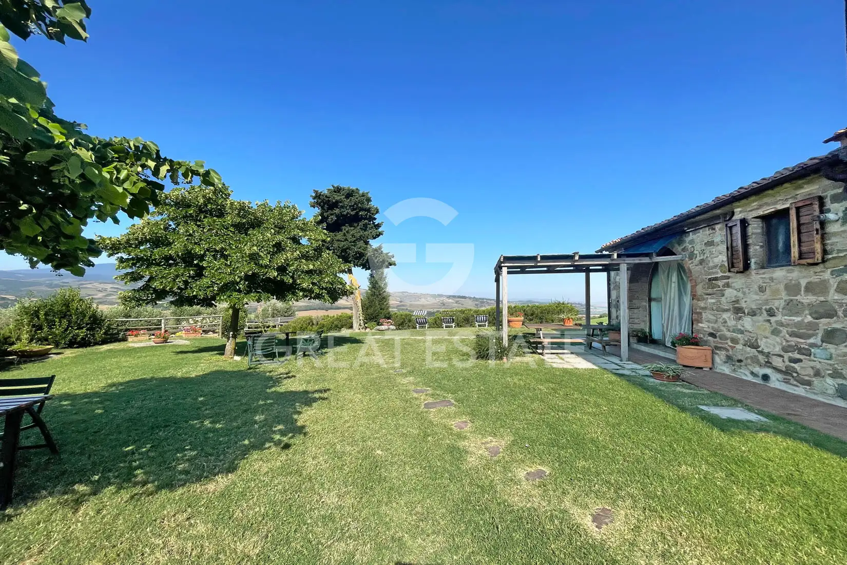 House 458m² in Italy, Siena. Priced at 3200000€ rent photo-14