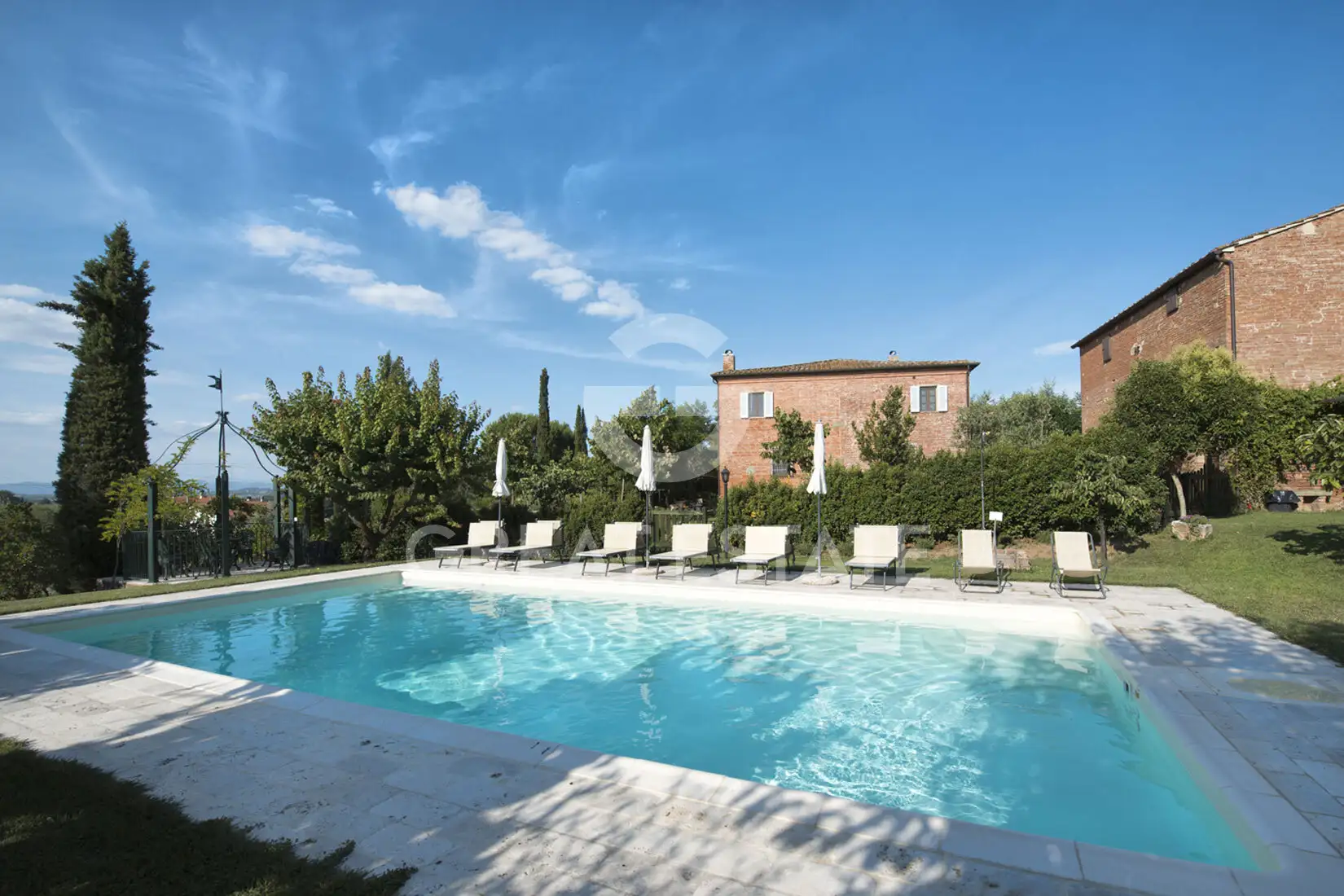 House 440m² in Italy, Siena. Priced at 790000€ rent photo-1