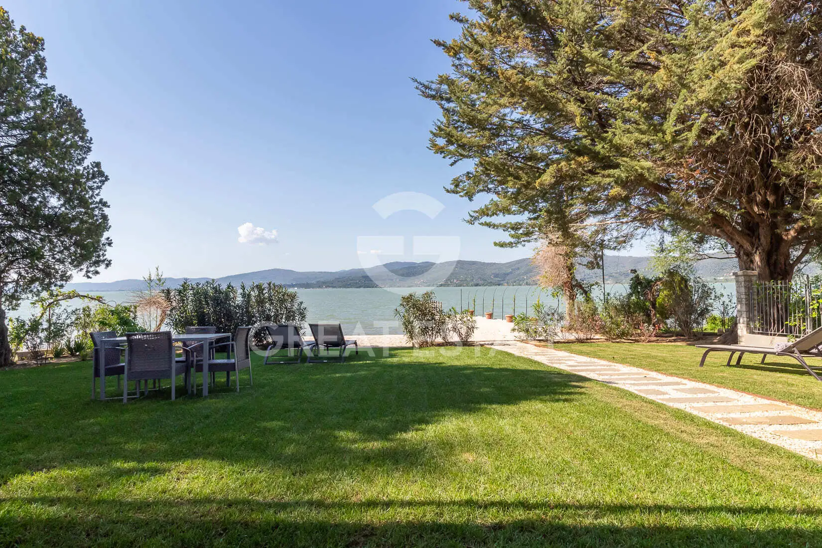House 190m² in Italy, Perugia. Priced at 780000€ rent photo-1
