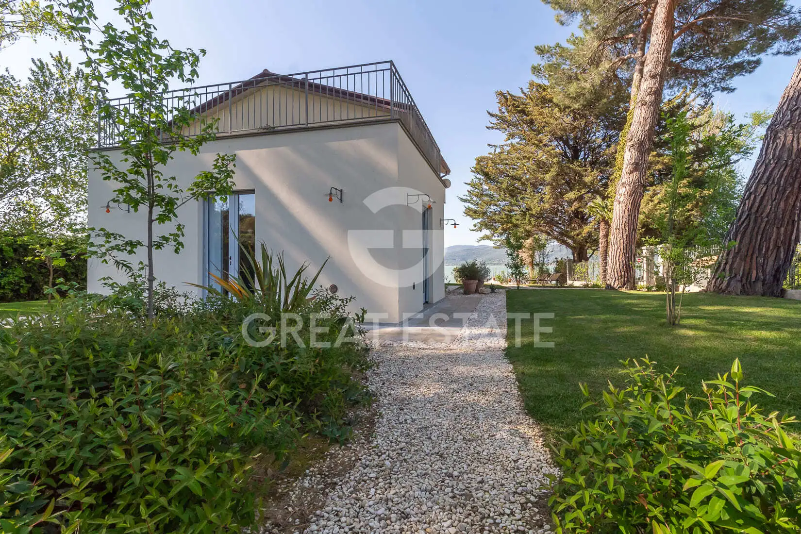 House 190m² in Italy, Perugia. Priced at 780000€ rent photo-10